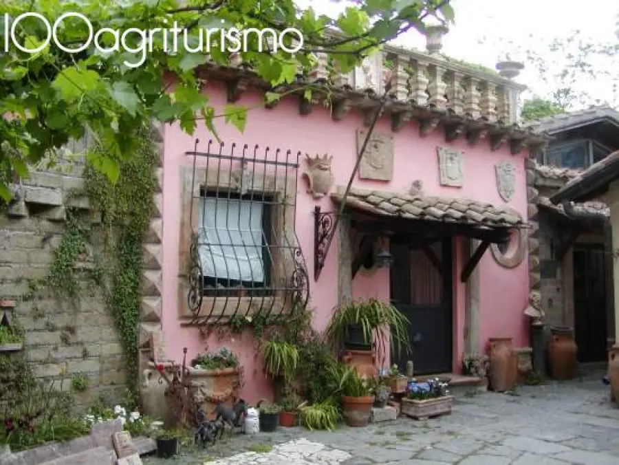 Il Borgo dei Ferraresi