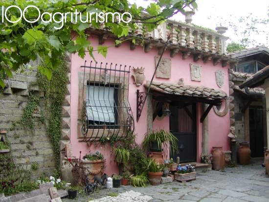 Il Borgo dei Ferraresi